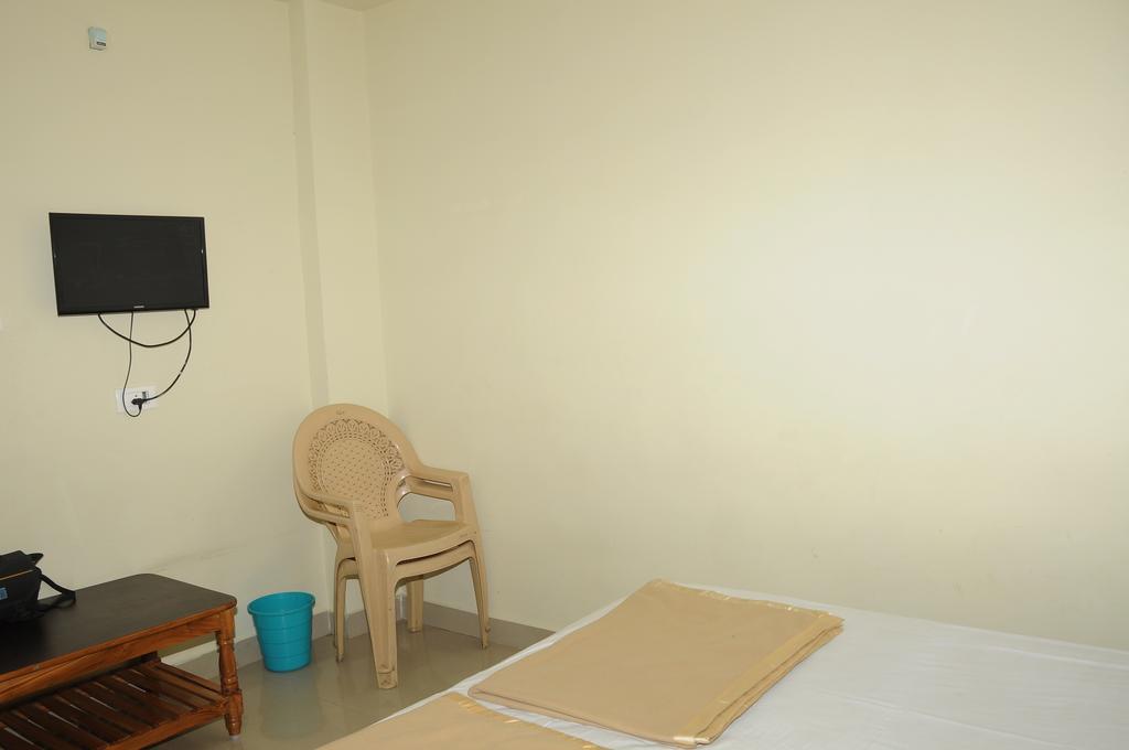 Hotel Agarala Residency Tirupati Kültér fotó